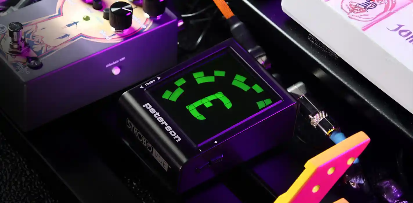 peterson strobo vue ペダルボードの中