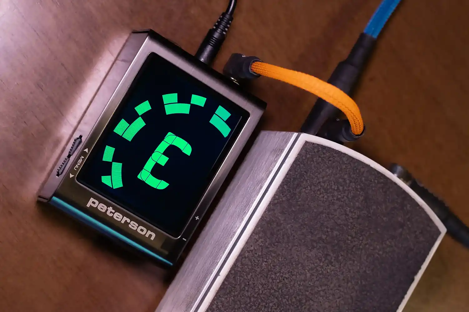 peterson strobo vue with volume pedal